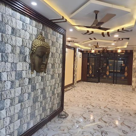 Divine Hotel & Banquet Hall Бхопал Экстерьер фото