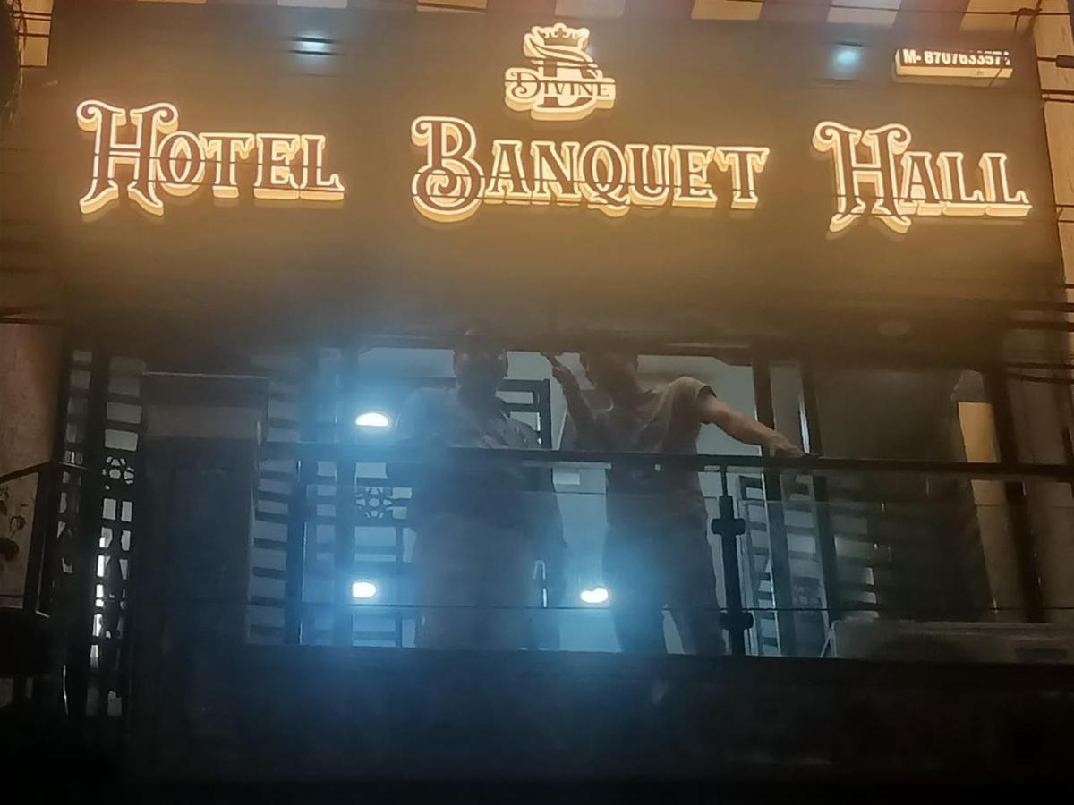 Divine Hotel & Banquet Hall Бхопал Экстерьер фото